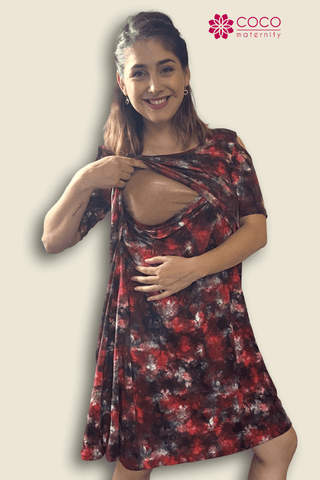 Imagen de Vestido lactancia hombro descubierto manga corta tiedye rojo Coco Maternity