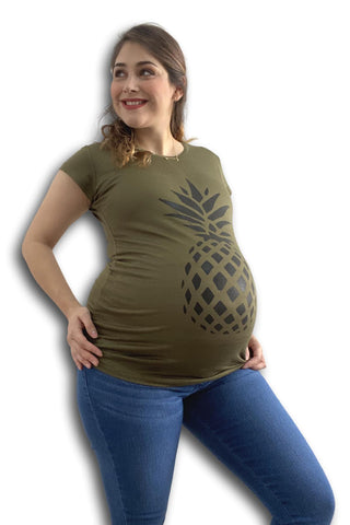 Imagen de Blusa para embarazo basic color olivo estampado Piña